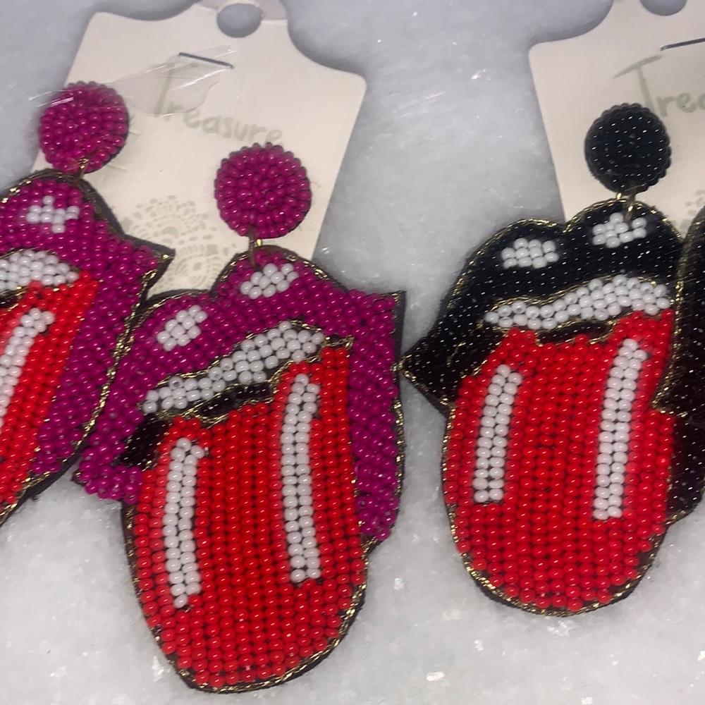 COPY - New seed bead Rolling Stone tongue earrings.  You are buying two pairs